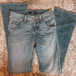 Hudson signature bootcut flare jeans with button back pockets